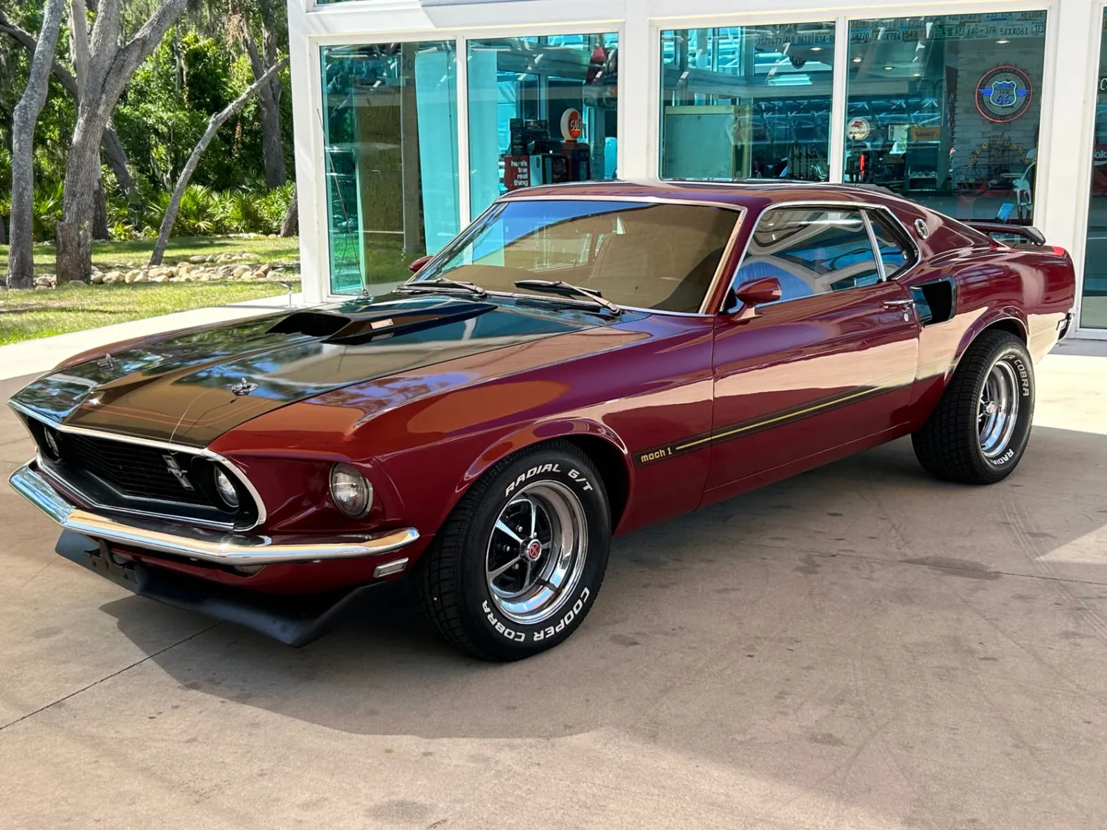 1969 Ford Mustang Mach 1 photo 2